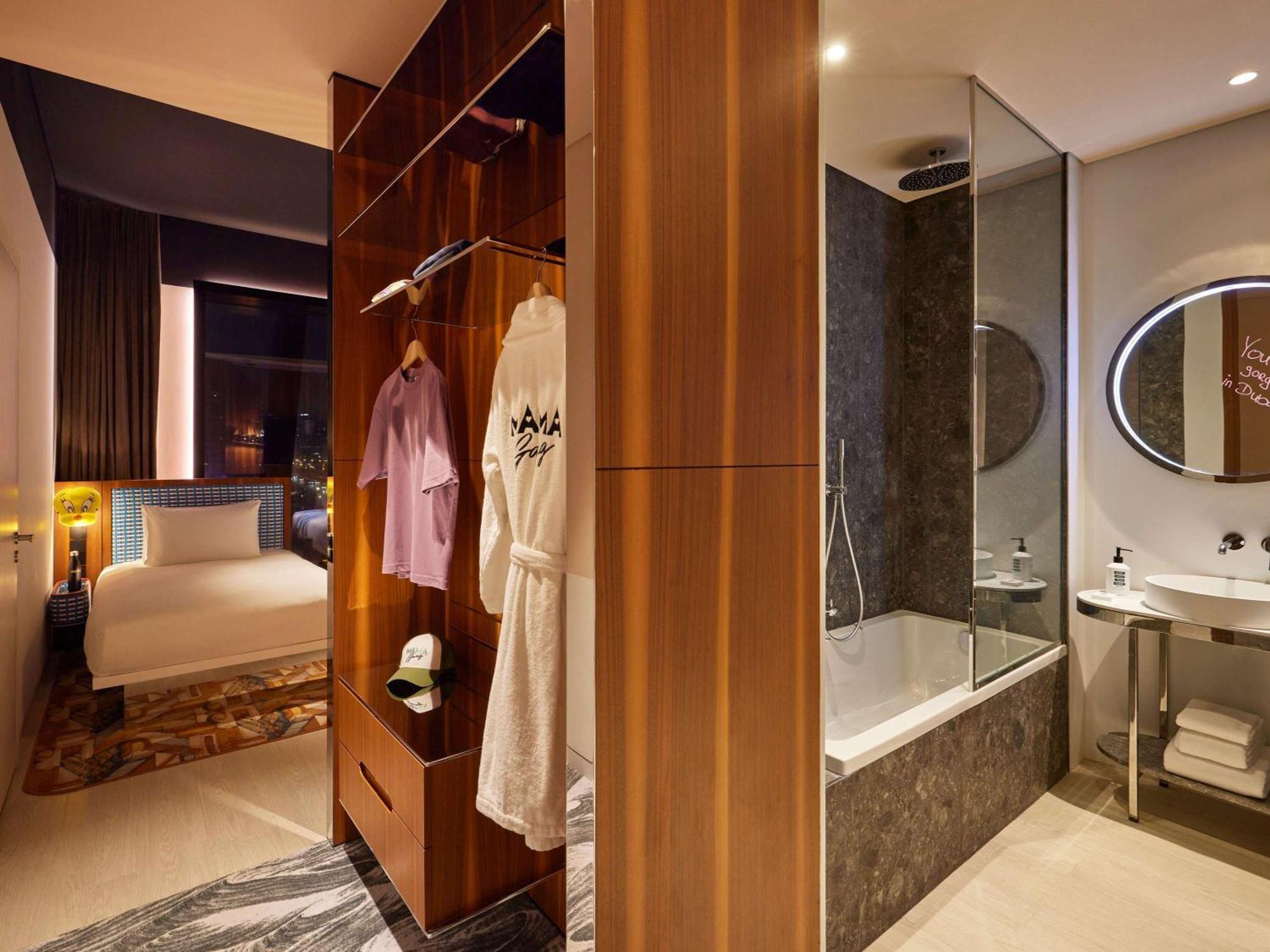 Mama Shelter Dubai Hotell Exteriör bild