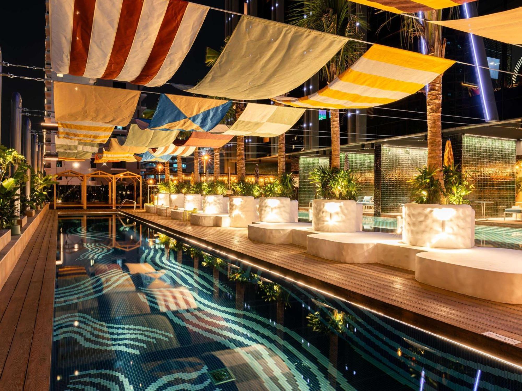 Mama Shelter Dubai Hotell Exteriör bild