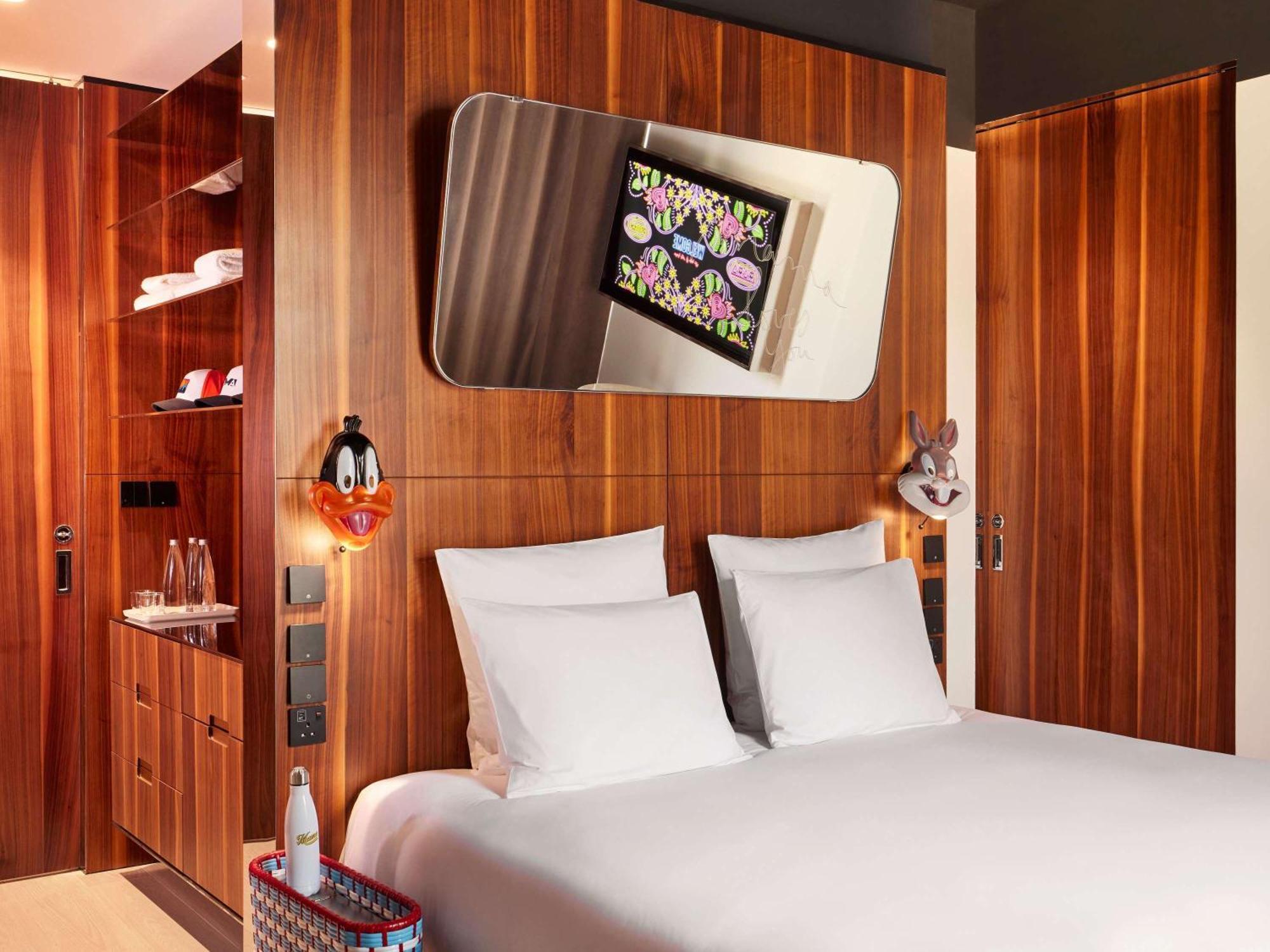 Mama Shelter Dubai Hotell Exteriör bild