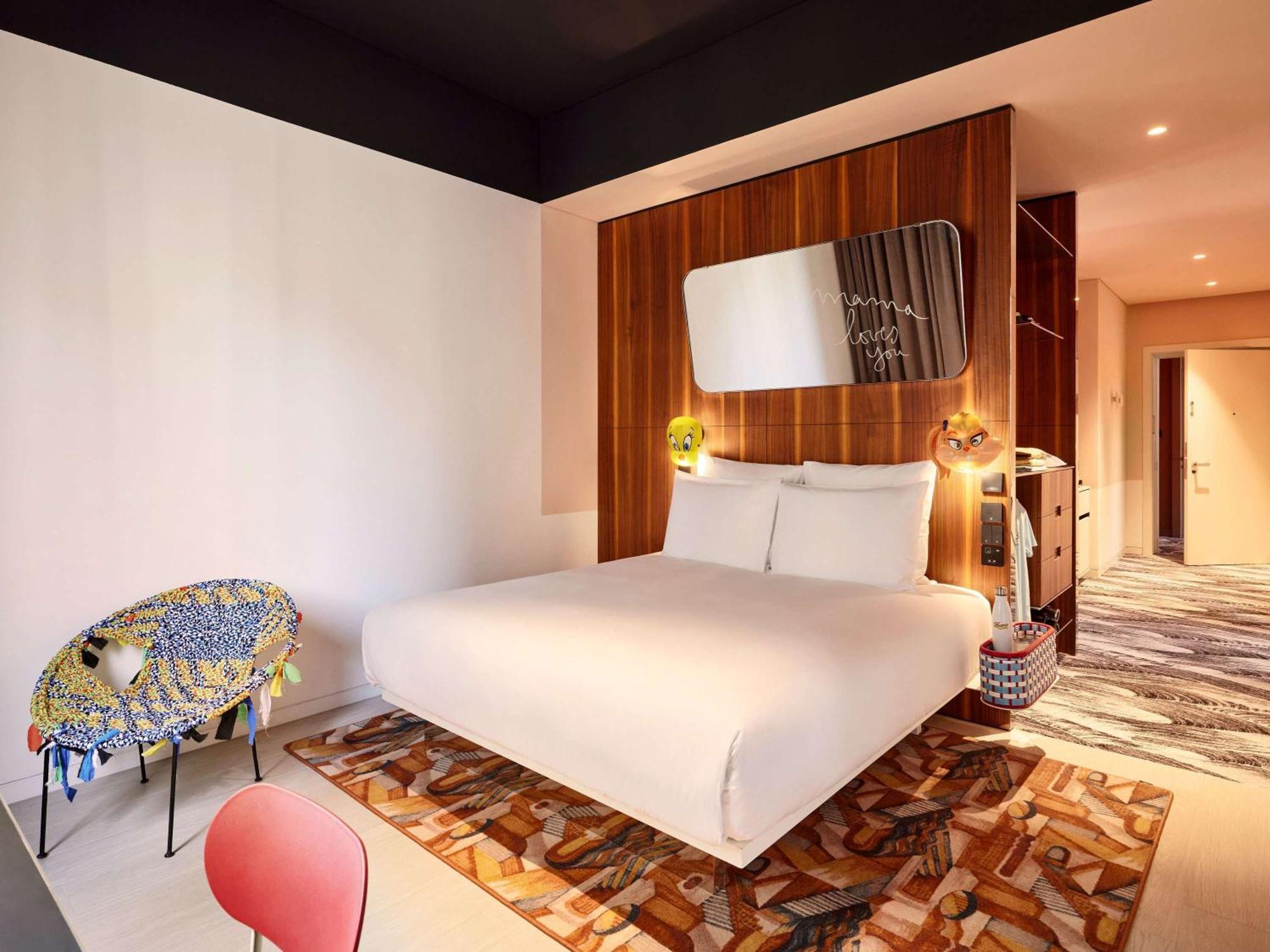 Mama Shelter Dubai Hotell Exteriör bild